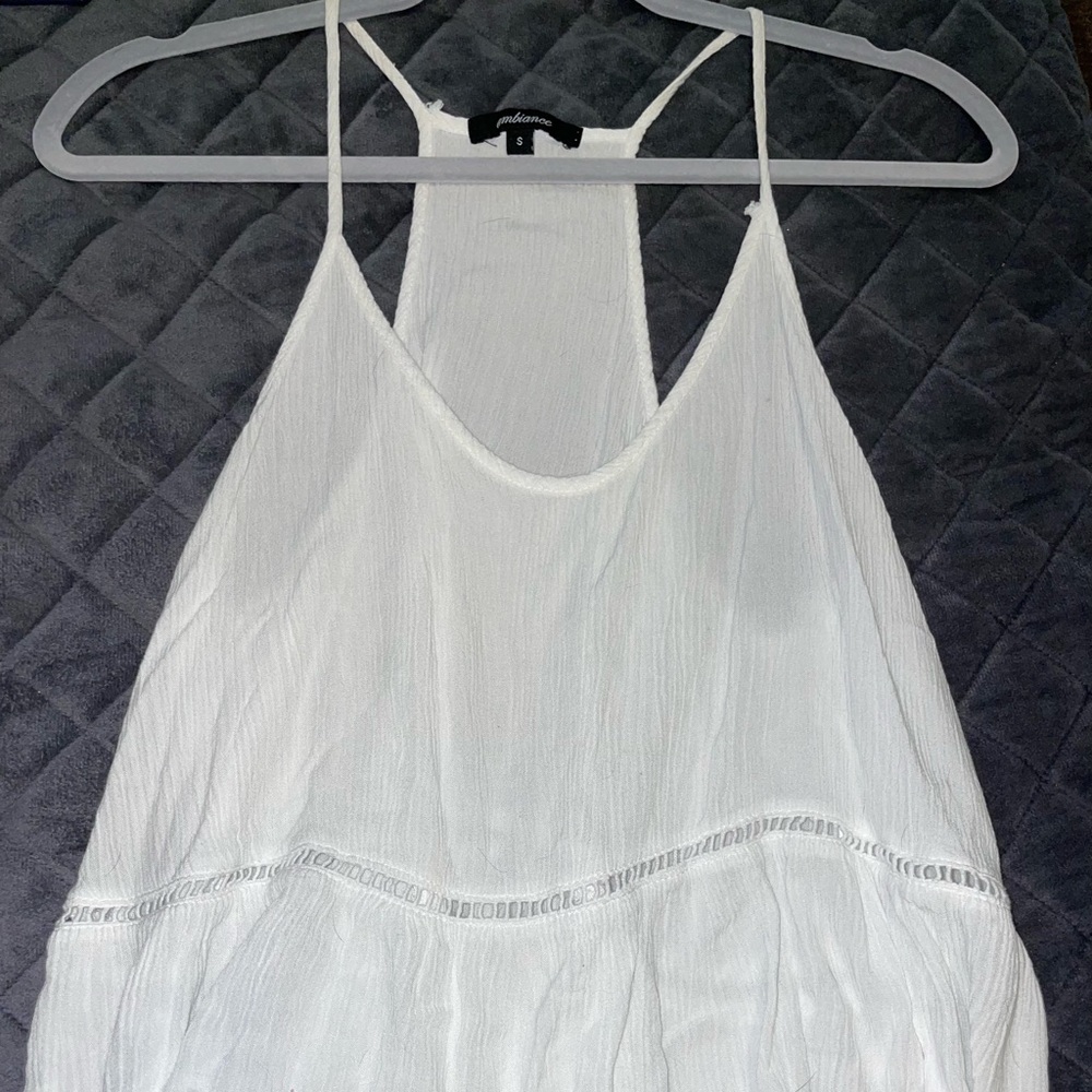 White sleeveless blouse